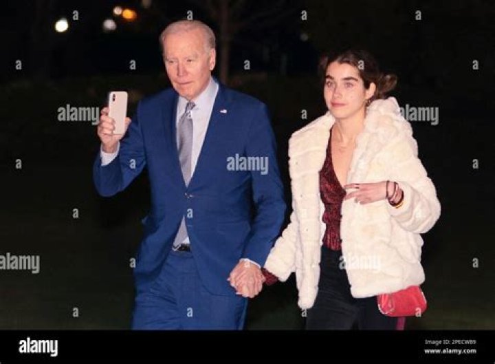 Natalie Biden – Bio, Facts, Family Life