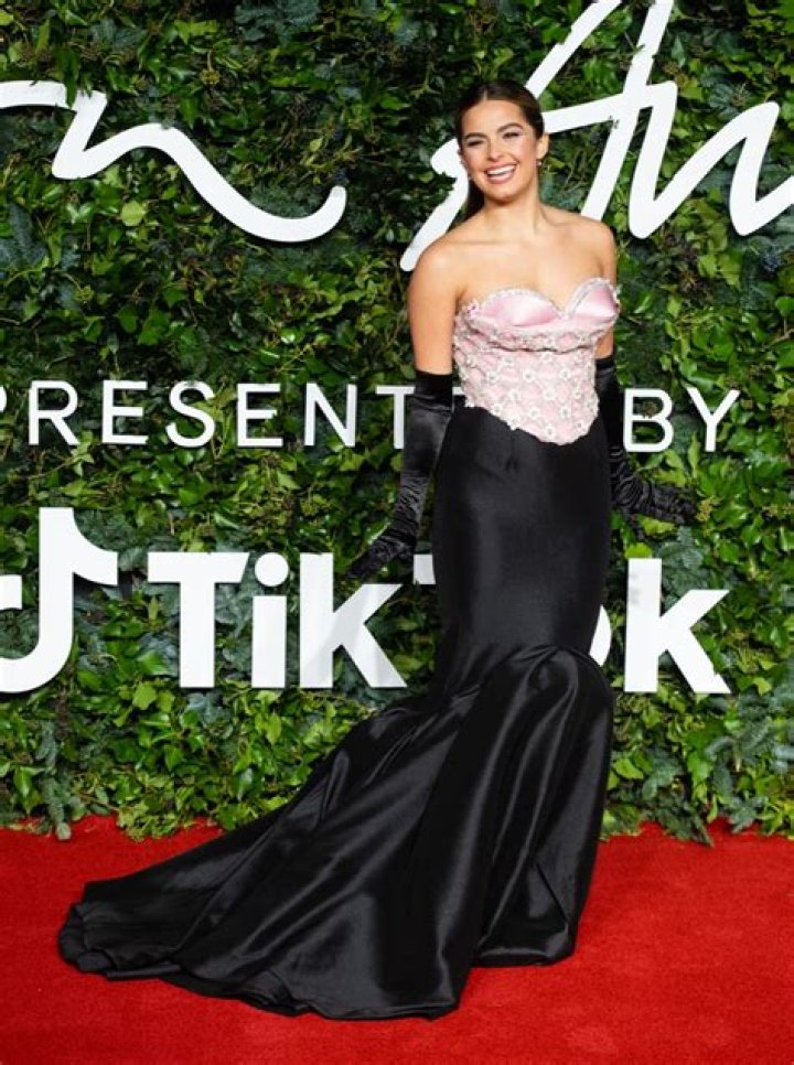 Addison Rae in Bathing Suit Finds Omer Fedi “Irresistible” — Celebwell