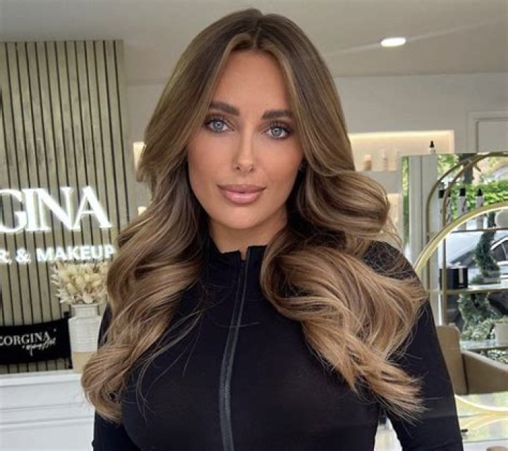 Amber Turner in Bathing Suit is "Wow" — Celebwell