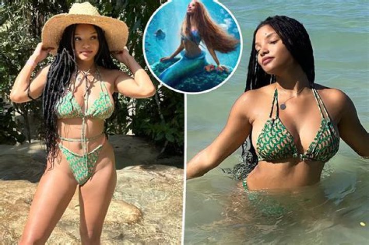 Chloe Bailey in Bathing Suit Says "it Should Cost a Billion to Look This Good" — Celebwell