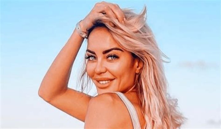 Elena Morali in Bathing Suit Says "It's Almost Christmas" — Celebwell