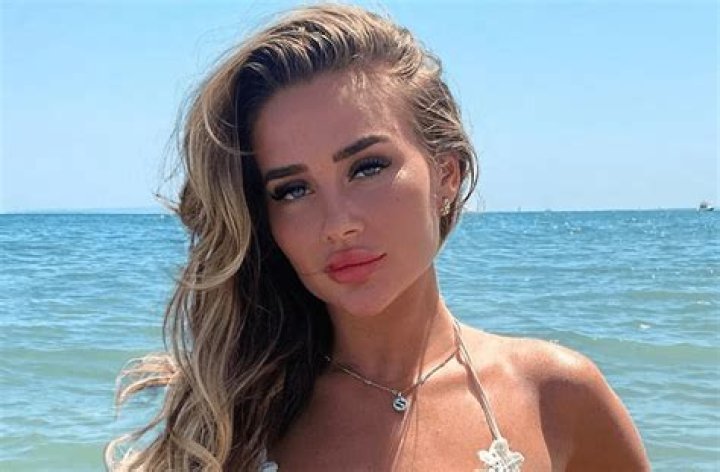 Gabriella Howell in Bathing Suit is "Unreal" — Celebwell