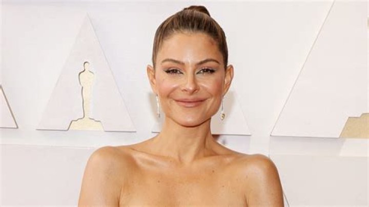 Maria Menounos in Bathing Suit Says "It’s Warmin Up!!!" — Celebwell