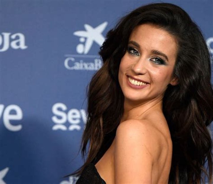 María Pedraza in Bathing Suit is "Hermosa" — Celebwell