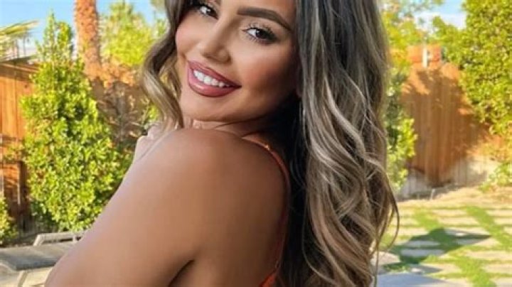 Miona Bell in Bathing Suit Has a "Top 10 Feeling" — Celebwell