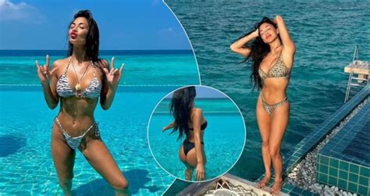 Nicole Scherzinger Posts Bikini Workout From the Gym — Celebwell