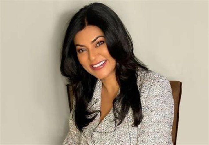 Sushmita Sen in Bathing Suit Says "Let Go!" — Celebwell