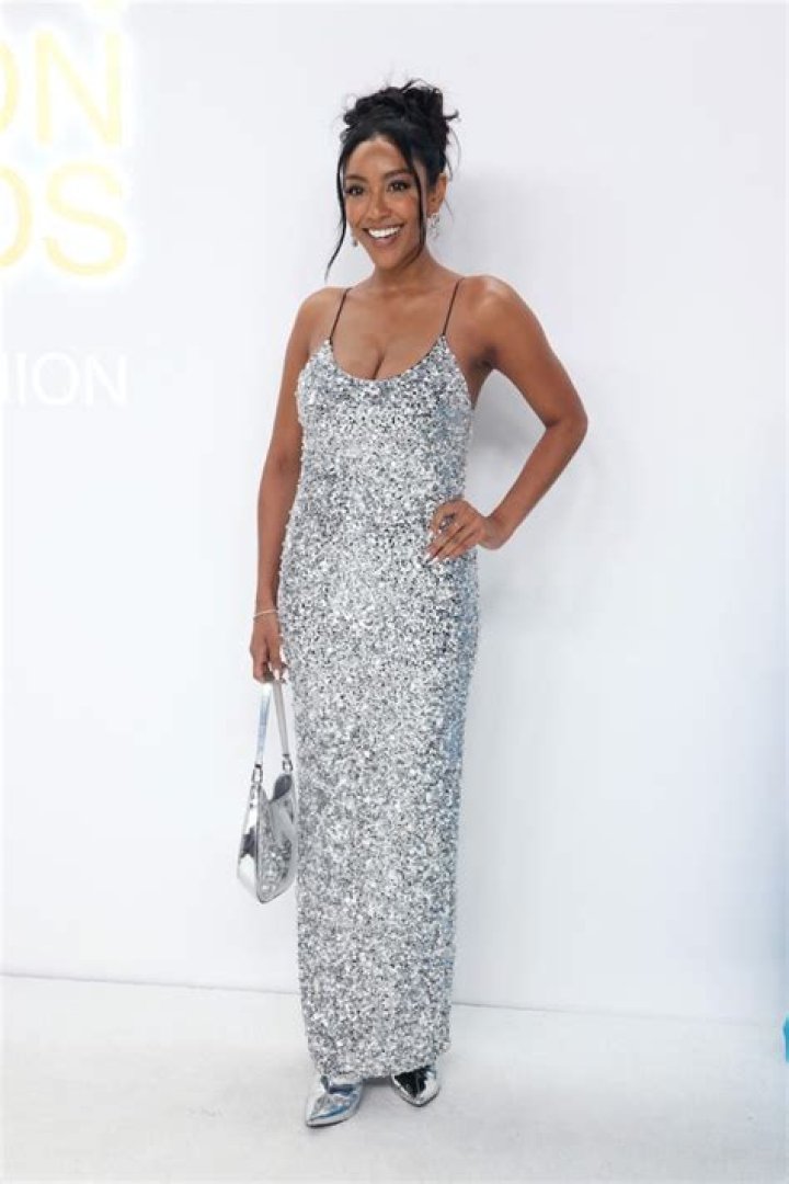 Tayshia Adams in Bathing Suit is "Finding More of Myself" — Celebwell