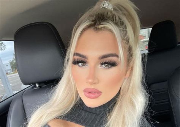 Tiffany Stratton in Bathing Suit Says "Babe Wake Up" — Celebwell