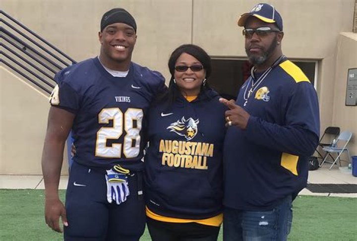 NFL CJ Ham Sister Markeeta Ham And Brother Details