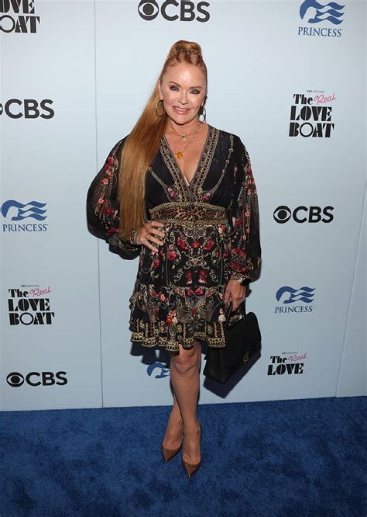 Nicky Whelan Body Measurements Bra Size Height Weight Shoe Vital Statistics