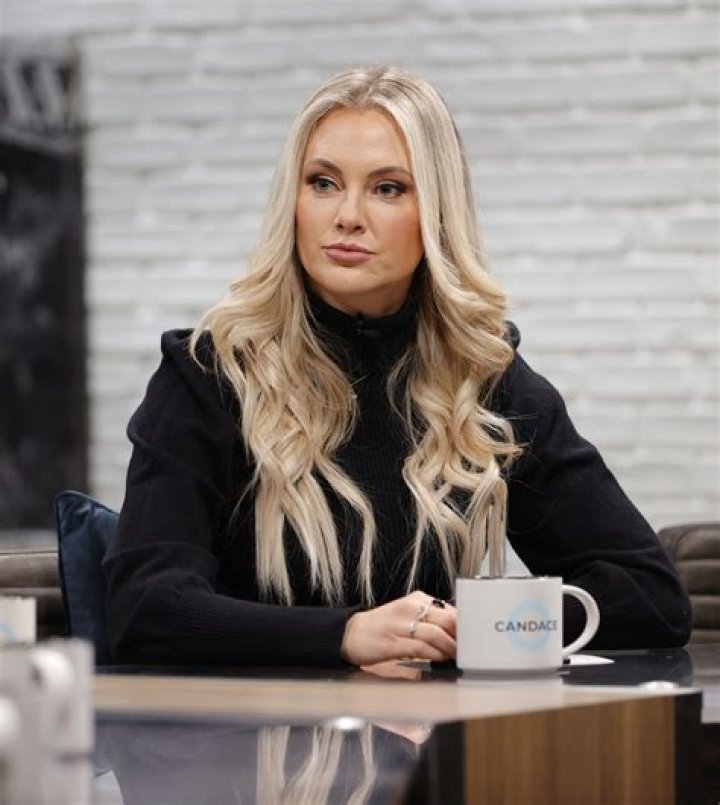 Nicole Arbour Bio, age, height, nationality, family, net worth, YouTube