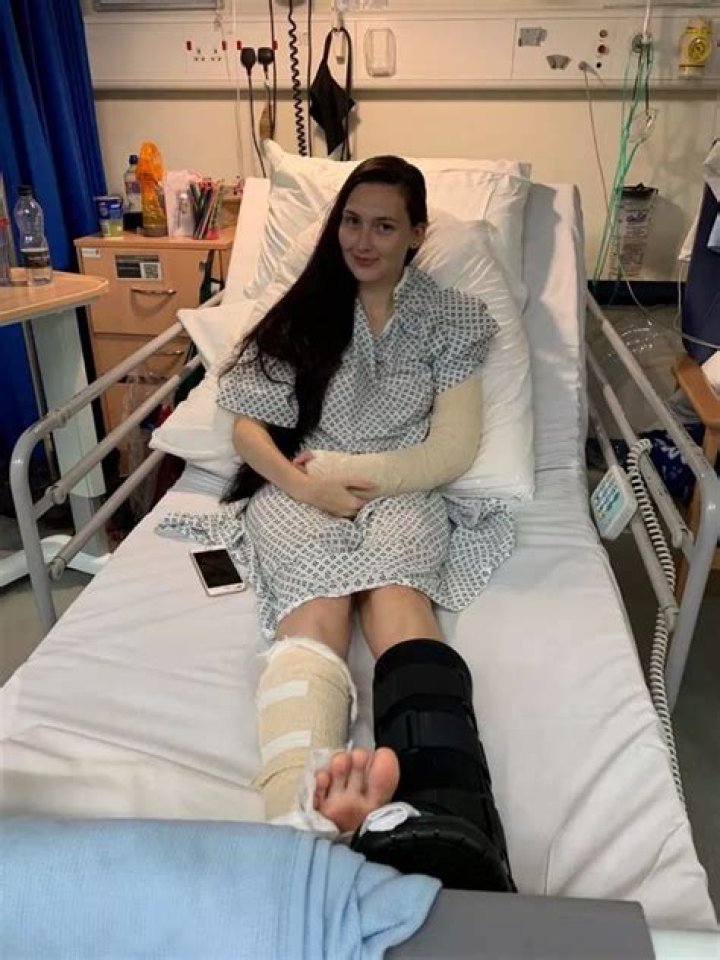 Nicole Kidman Is A Picture Of Beauty With A Rose In Her Hair After It’s Revealed She Broke Her Ankle During Lockdown