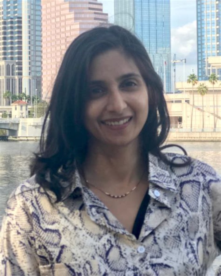 Dr. Nisha Kheradiya, MD – Avon, IN