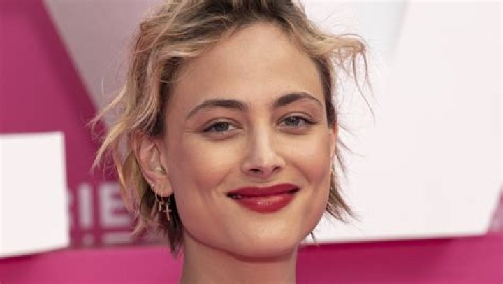 Nora Arnezeder Wiki, Boyfriend, Age, Family & Height