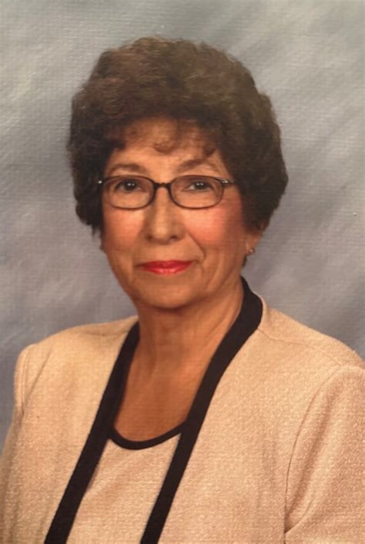 Olga Martinez Obituary, Funeral, Puerto Rico Model and professional Makeup artist