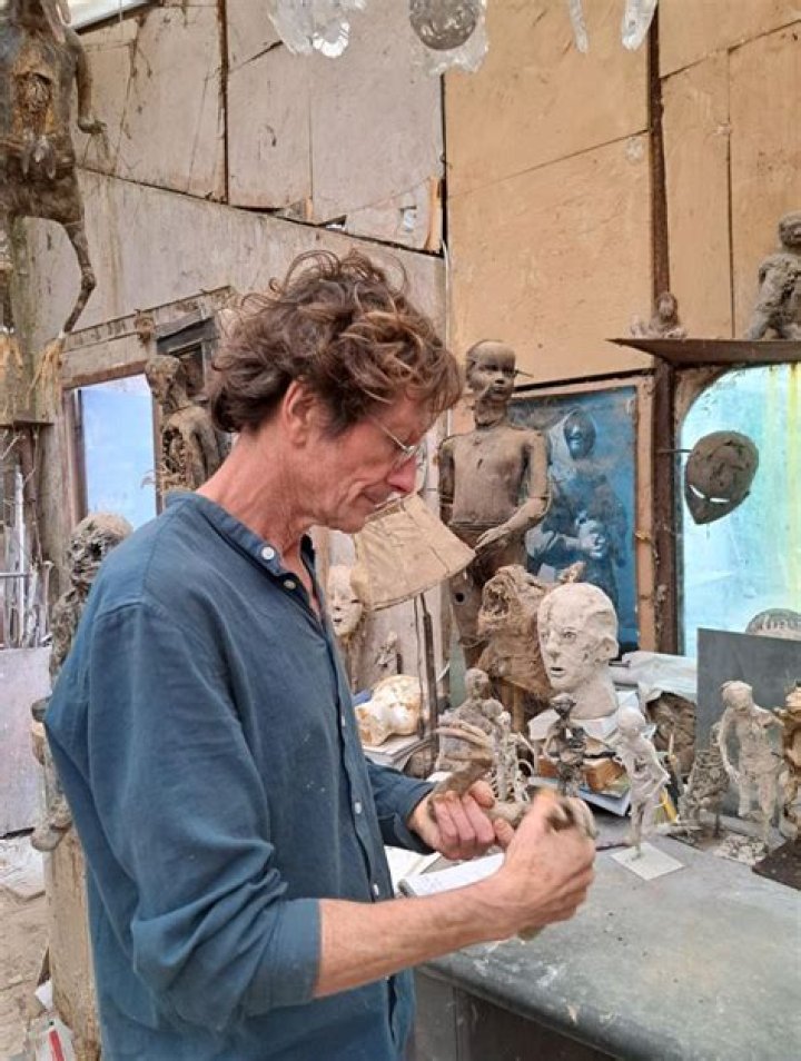 Olivier De Sagazan Height, Weight, Net Worth, Age, Birthday, Wikipedia, Who, Nationality, Biography