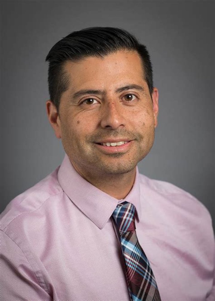 Dr. Omar Vargas, MD – Springfield, IL