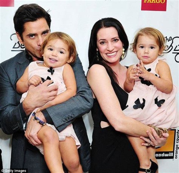Paget Brewster children: Does Paget Brewster have children?
