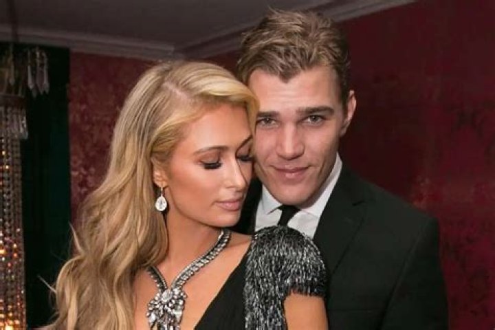 Paris Hilton Has No Regrets Over Breaking Chris Zylka Engagement – Says: ‘I Deserve Someone Amazing’