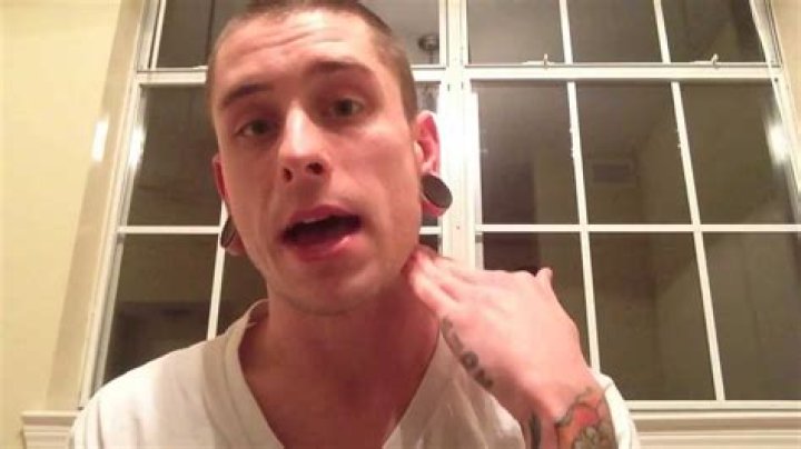 Phil Bozeman Wikipedia, Biography, Age, Height, Weight, Net Worth and more