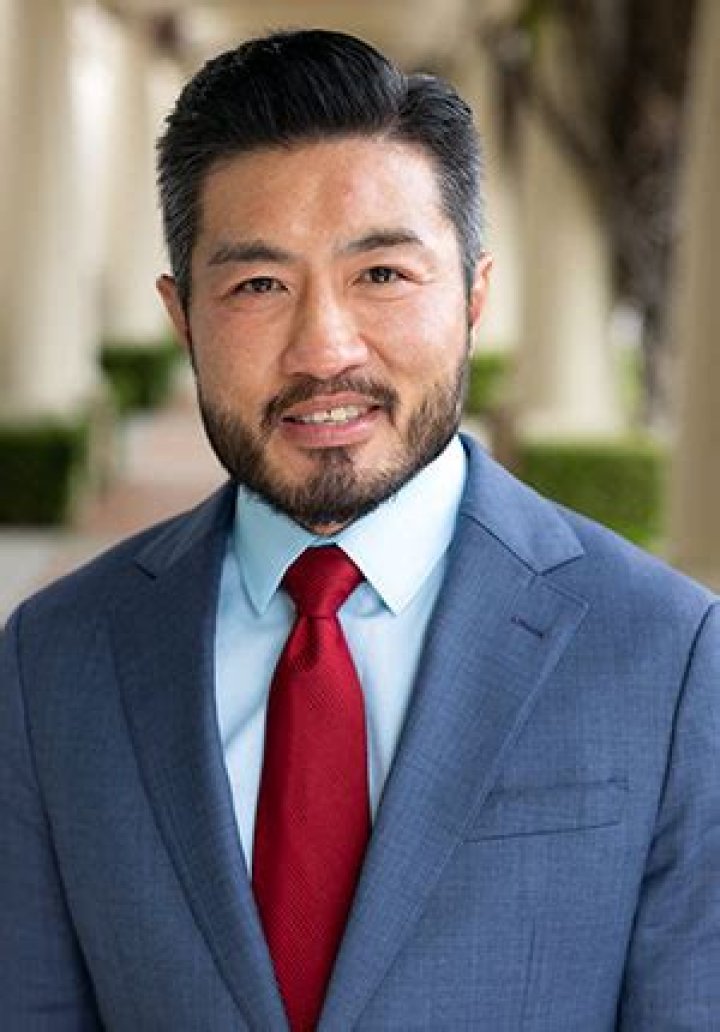 Dr. Phillip Lau, MD – Pasadena, CA