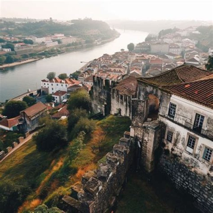 Famous People From Portugal