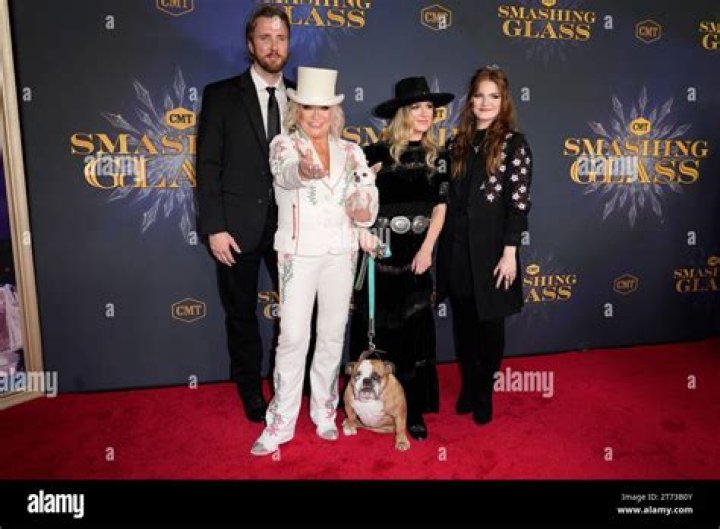 Presley Tanita Tucker Bio, Wiki, Height, Parents, Tanya Tucker, Husband, Songs and Net Worth