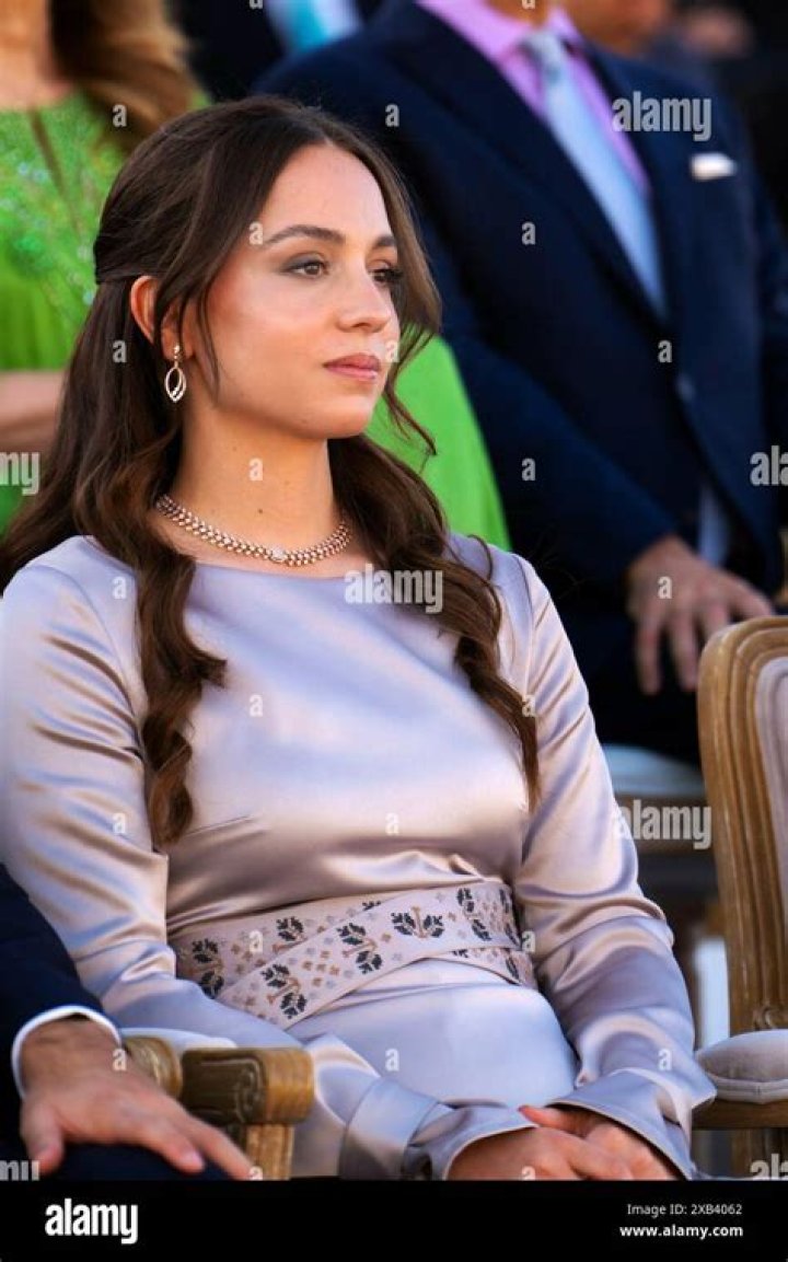 Princess Iman bint Abdullah Age, Net Worth, Fiance, Height, Parents & More