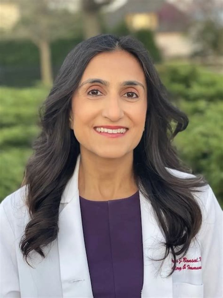 Dr. Priya Bansal, MD – Saint Charles, IL