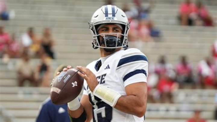 QB Shawqi Itraish Parents: Bashar And Hanan Itraish