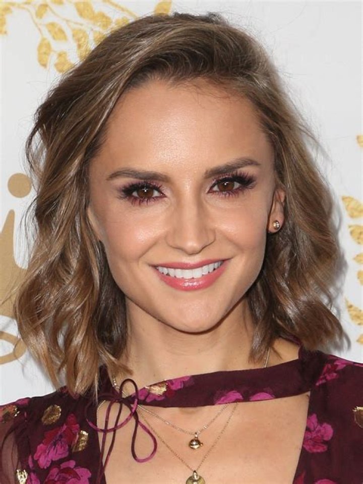 Rachael Leigh Cook Biography - Facts, Childhood, Family Life & Achievements