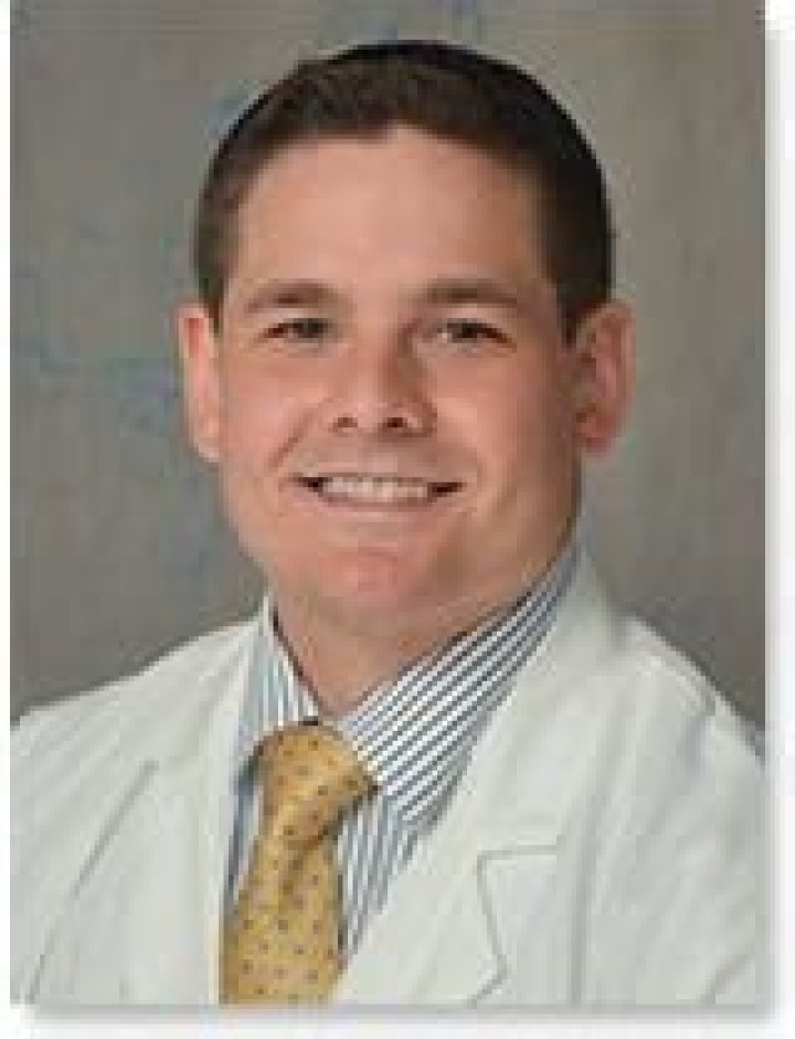 Dr. Raja Lewis, MD – Sterling Heights, MI