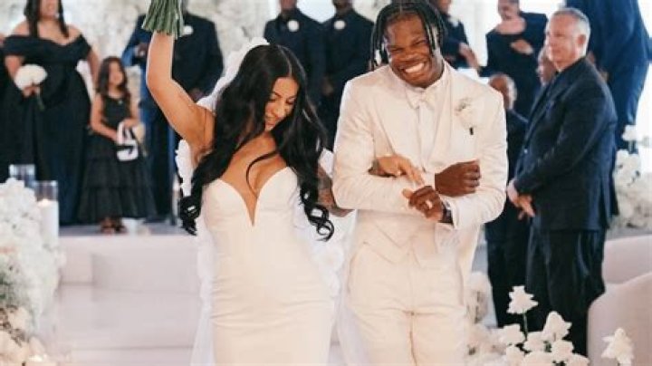 
Reactions As Singer Tiwa Savage Shows Off Her Outfit To An Event 