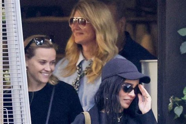 
Reese Witherspoon and Laura Dern Try the Negroni Sbagliato Together: ‘That’s Disgusting’ 