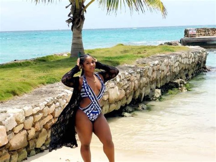Reginae Carter Shows Off Her Beach Body And It’s Flawless