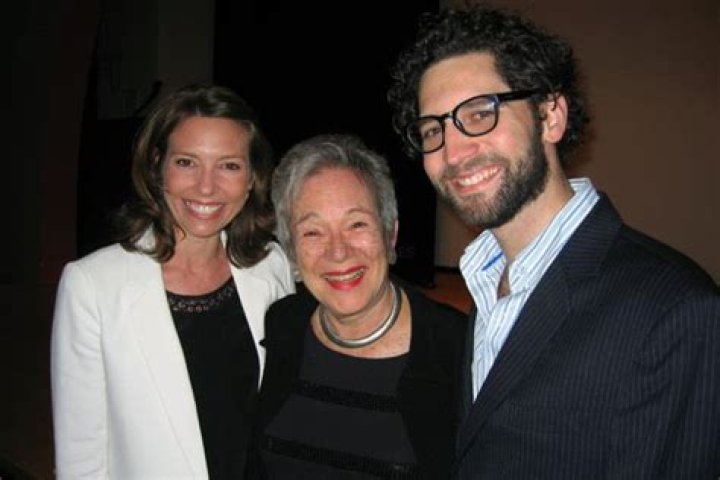 
Remembering Edith Pearlman: Her Husband, Parents, and Cause of death dies at 86 