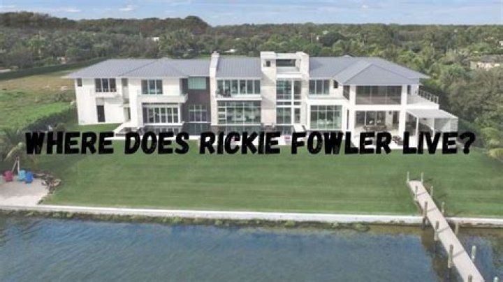 Where does Rickie Fowler live?