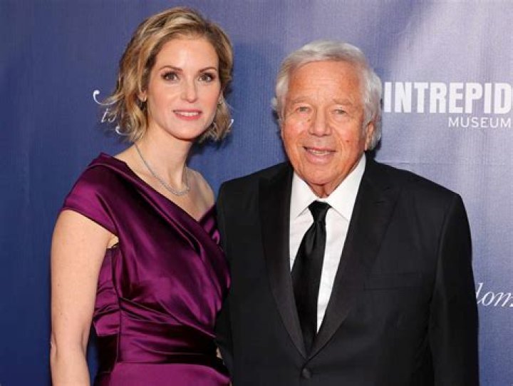 Robert Kraft – Biography, Girlfriend, Wife, Net Worth, Height, Daughter, Son