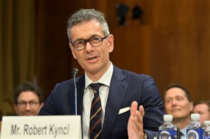 Robert Kyncl Wife, Wiki, Biography, Age, Salary, Instagram