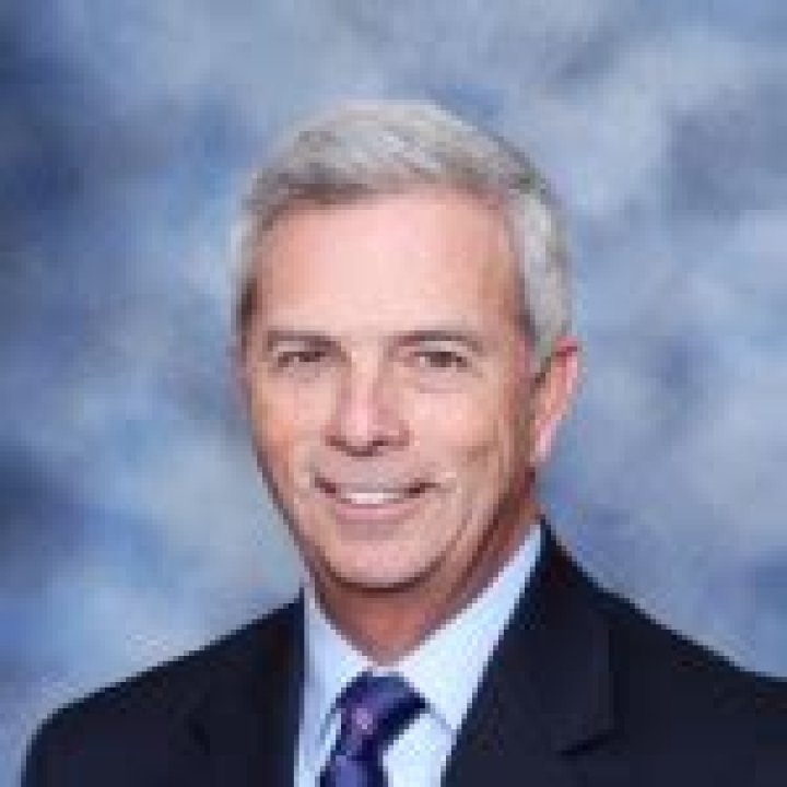 Dr. Robert Navarre Jr., MD – Toledo, OH