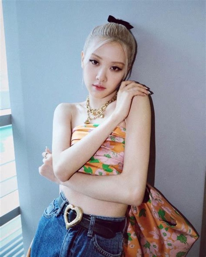 Rose Blackpink Bio, Wiki, Age, Height, Family, Birthday, Boyfriend, Salary , and Net Worth.