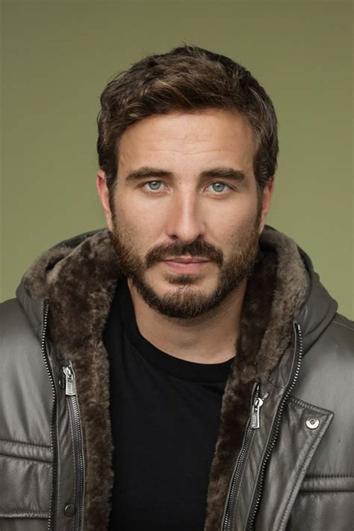 Ryan Corr Wiki, Girlfriend, Net Worth, Age, Height, Parents & More