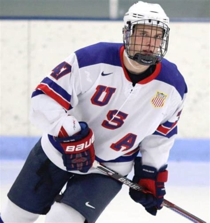 Ryan Lindgren Wife -Is The NFL Star Married? Dating History