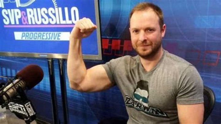 Ryen Russillo Bio, Age, Wife, Family, Height, Net Worth, Salary