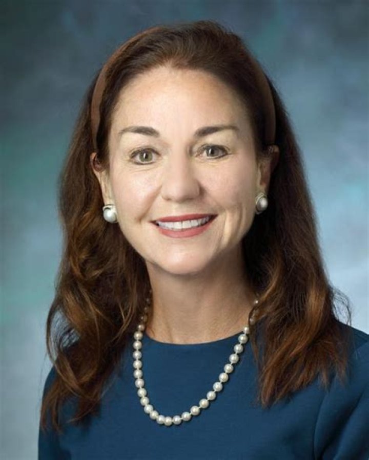 Dr. Sarah Poggi, MD – Charlottesville, VA