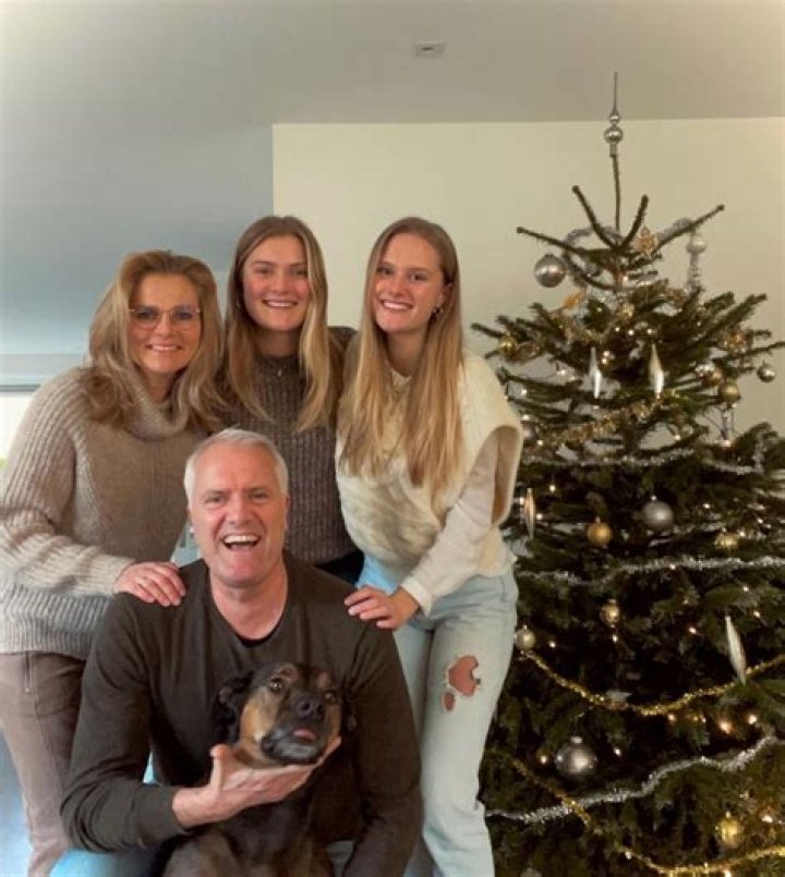 Sarina Wiegman family, husband, children, parents, siblings