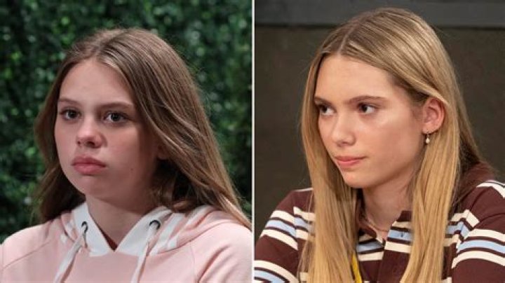 Scarlett Fernandez parents: Who are his father and mother?