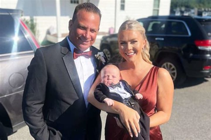 Scott Hanson Salary, Bio, Wiki, Age, Height, Wife, Family, Salary and Net W orth