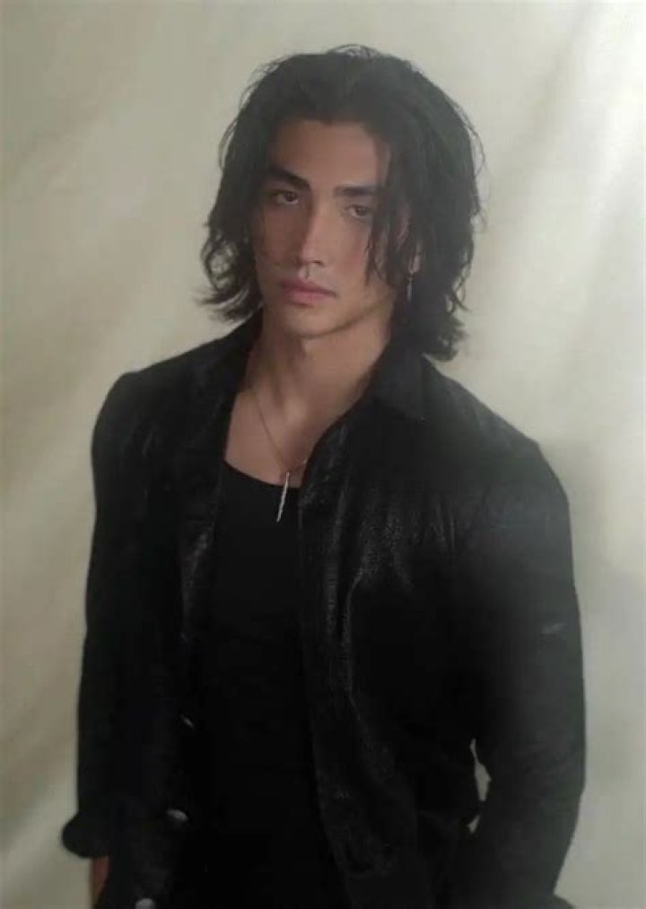 Sebastian Amoruso Wiki, Age, Height, Girlfriend & Movies